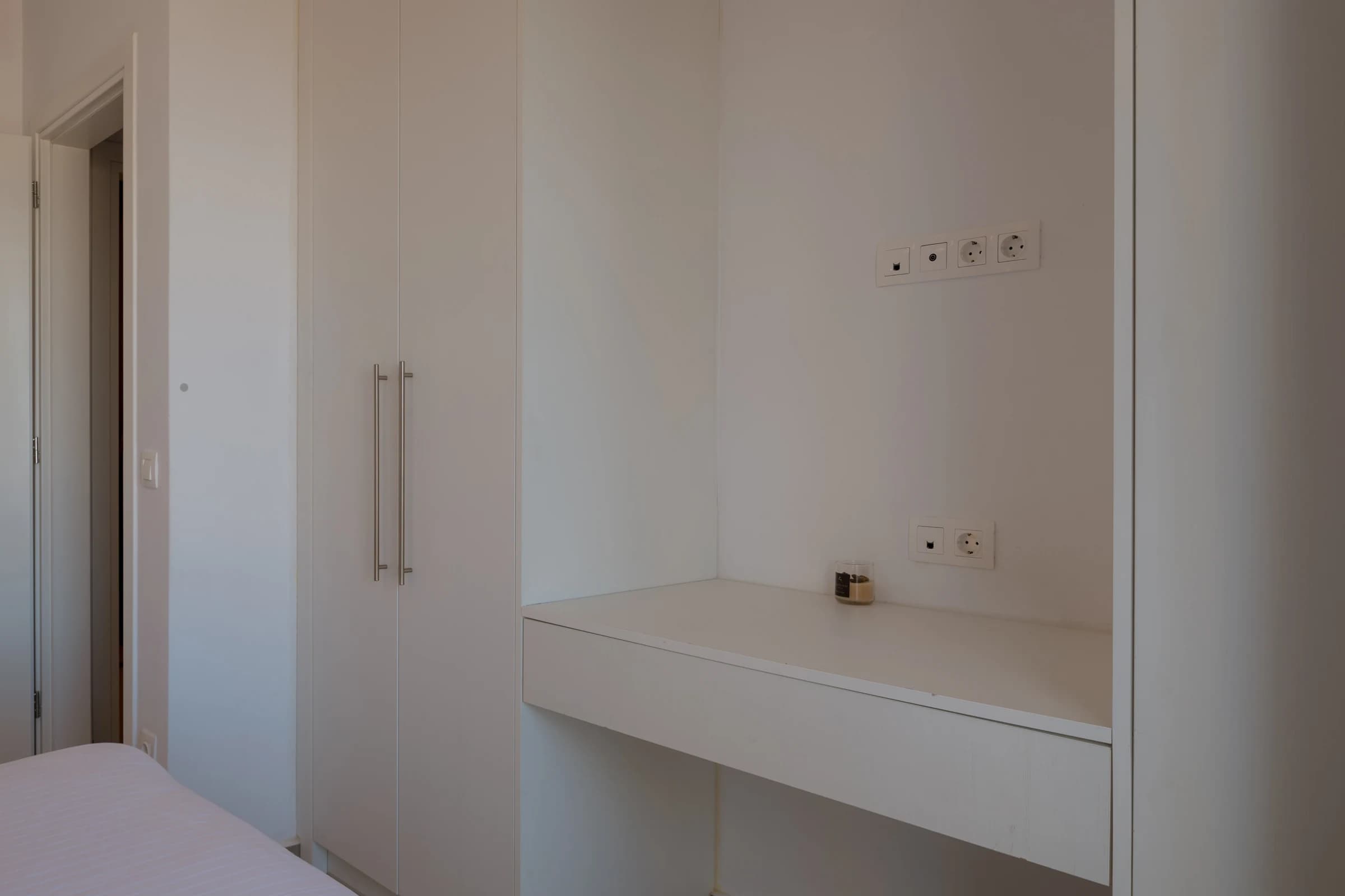 House Theasis I — bedroom and interior detail
