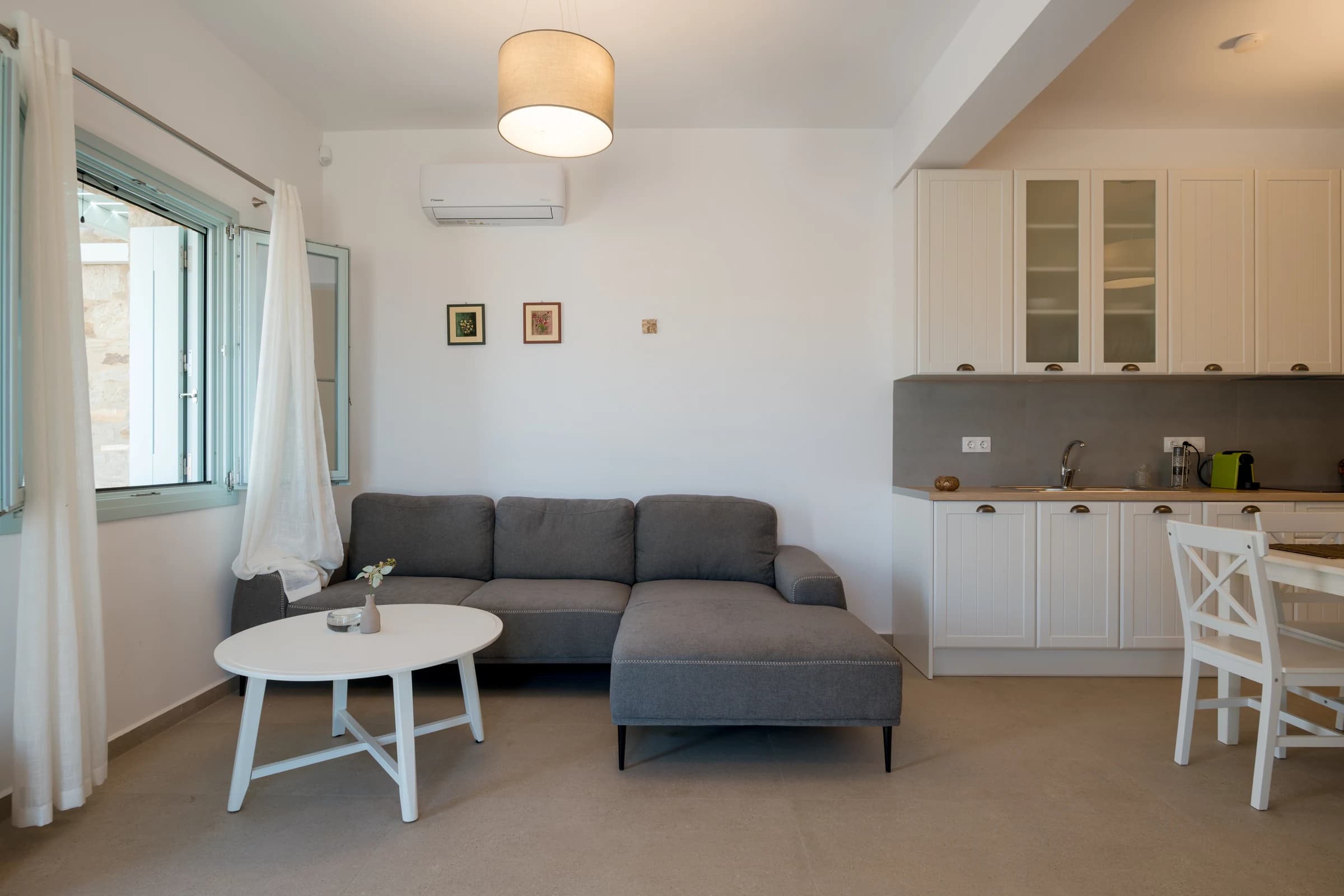 Villa Theasis I — living, kitchen and dining space